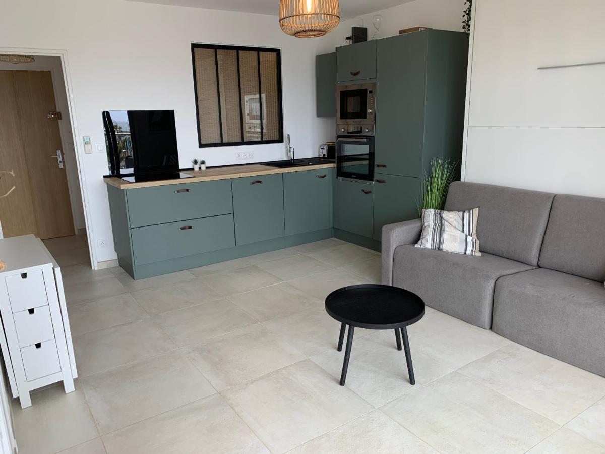 Appartement Vue Sur Les Iles D'Or à Hyères Extérieur photo