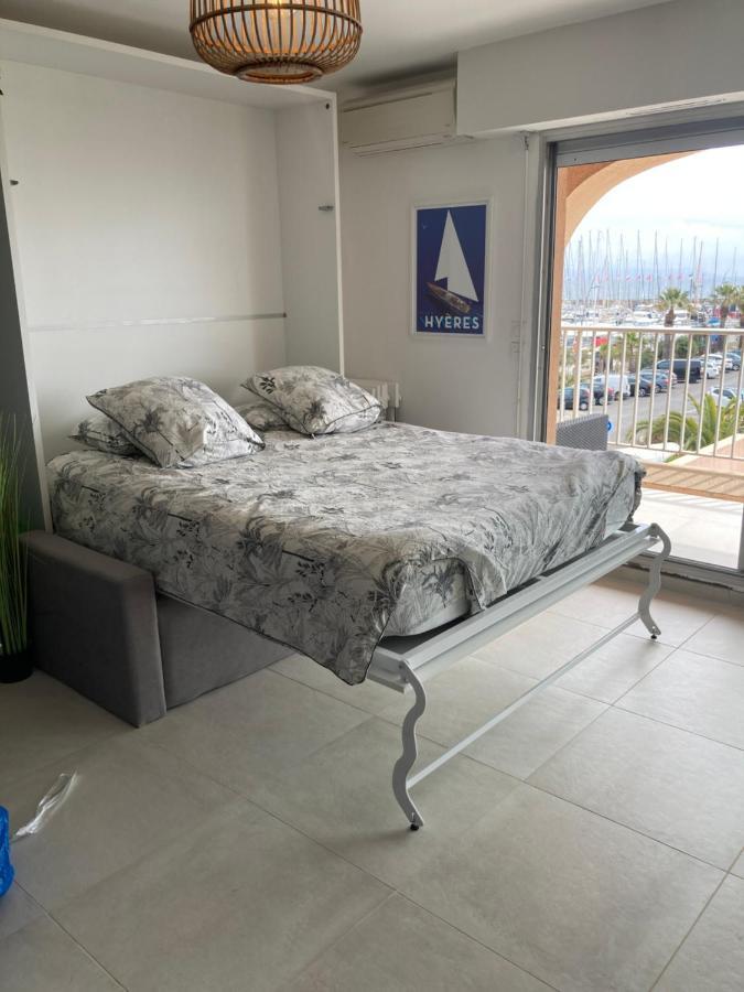 Appartement Vue Sur Les Iles D'Or à Hyères Extérieur photo